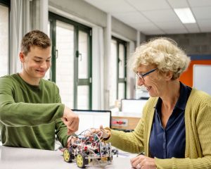 1H61EE-301 1H61EE-301